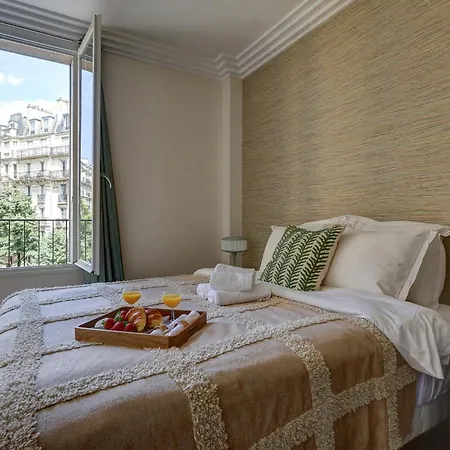 Champ De Mars & Eiffel Tower -1br - Vacation