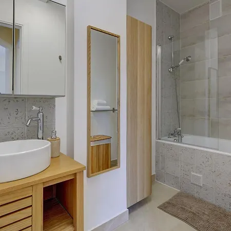 Appartamento Champ De Mars & Eiffel Tower -1br - Vacation *
